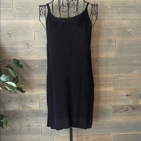 Dresses & Skirts - Elegant Black Knit Dress/long tank